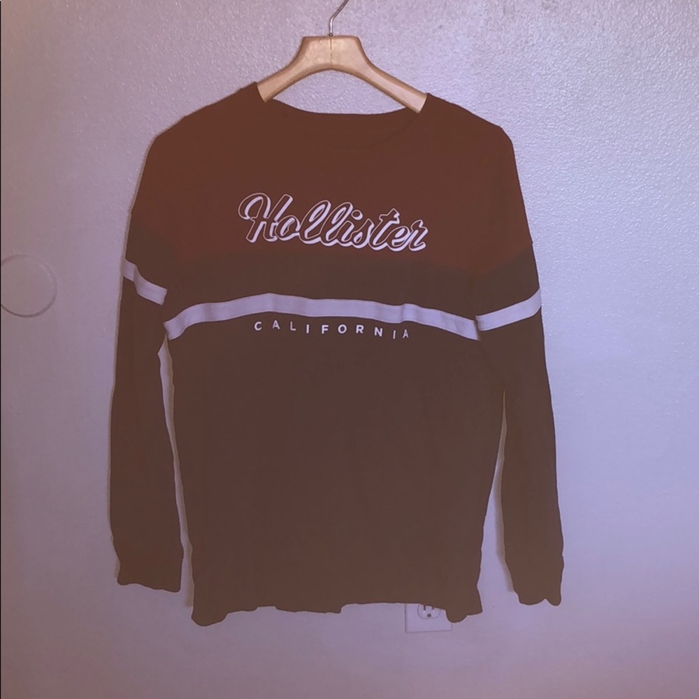 red white and blue crew neck